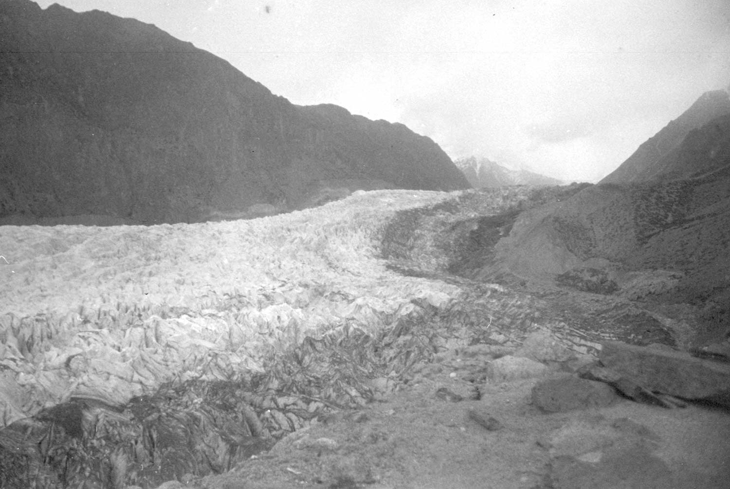 Passu Glacier (series of 9)